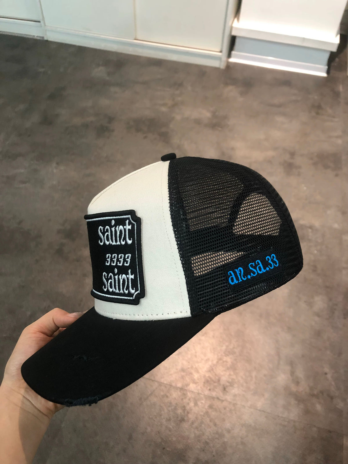 Arlosaint blue cap
